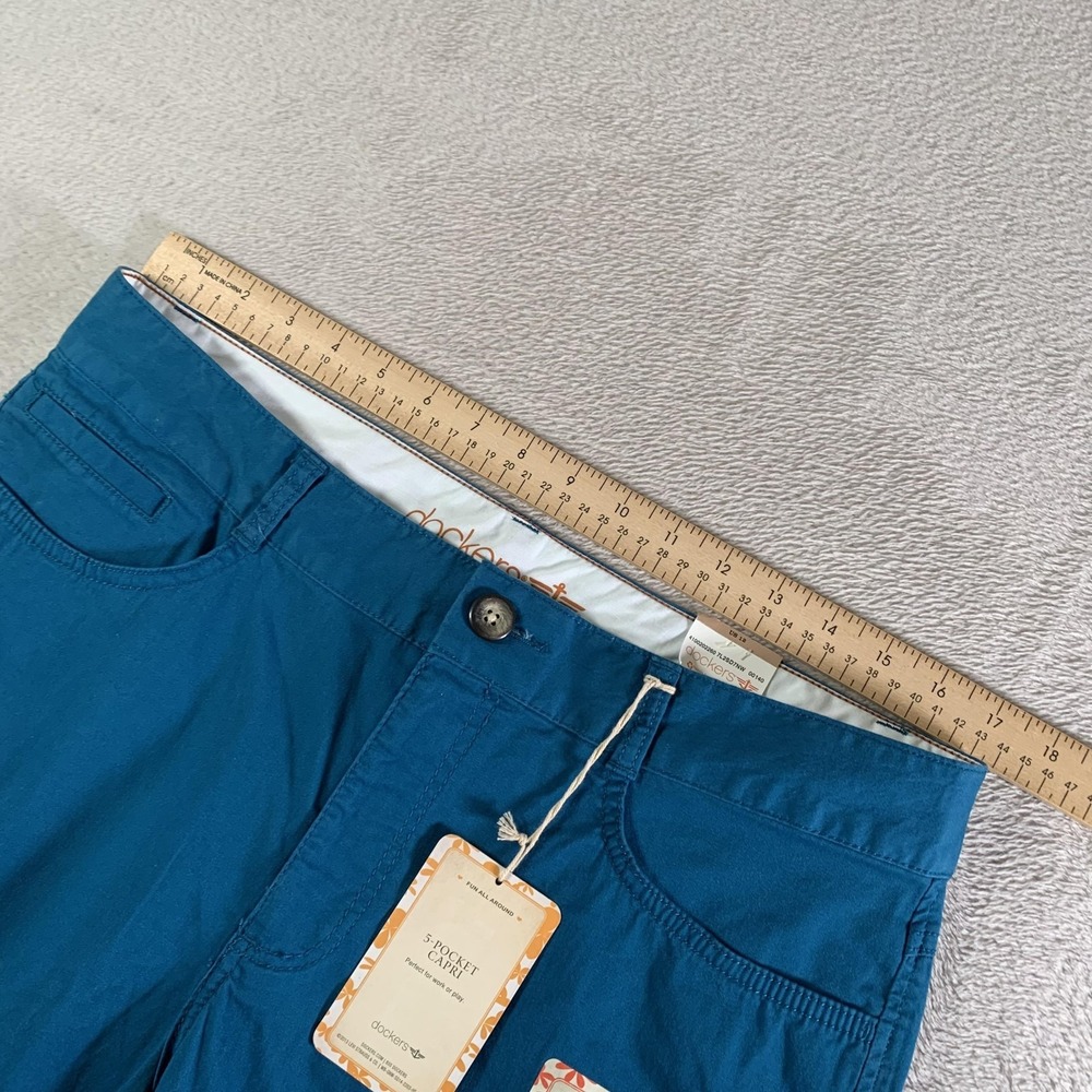 Dockers Pants Womens 12 Blue 5-Pocket Truly Slimming Capri Stretch Twill NEW‎ - Picture 5 of 13